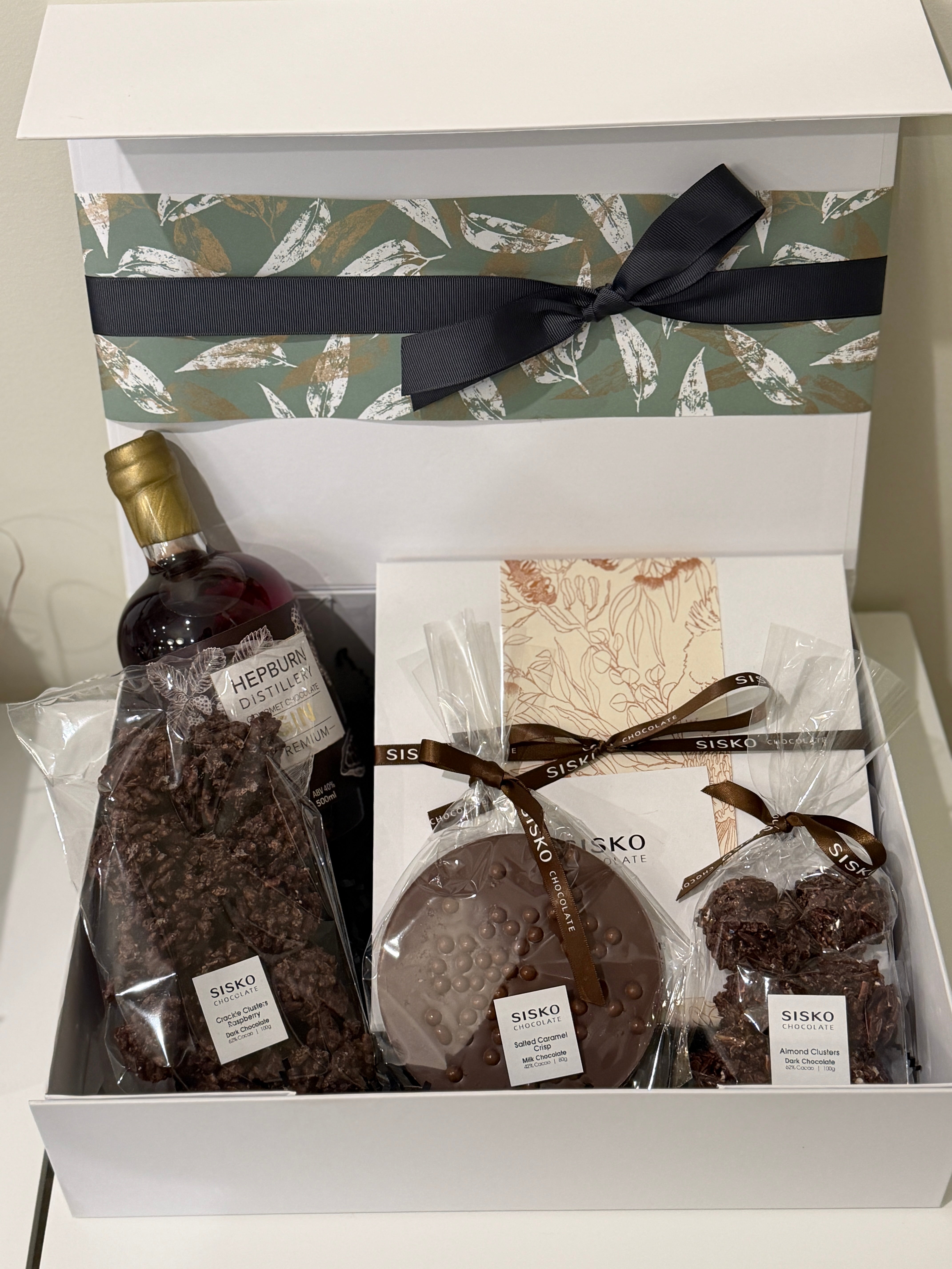 Chocolate and Gin Hamper