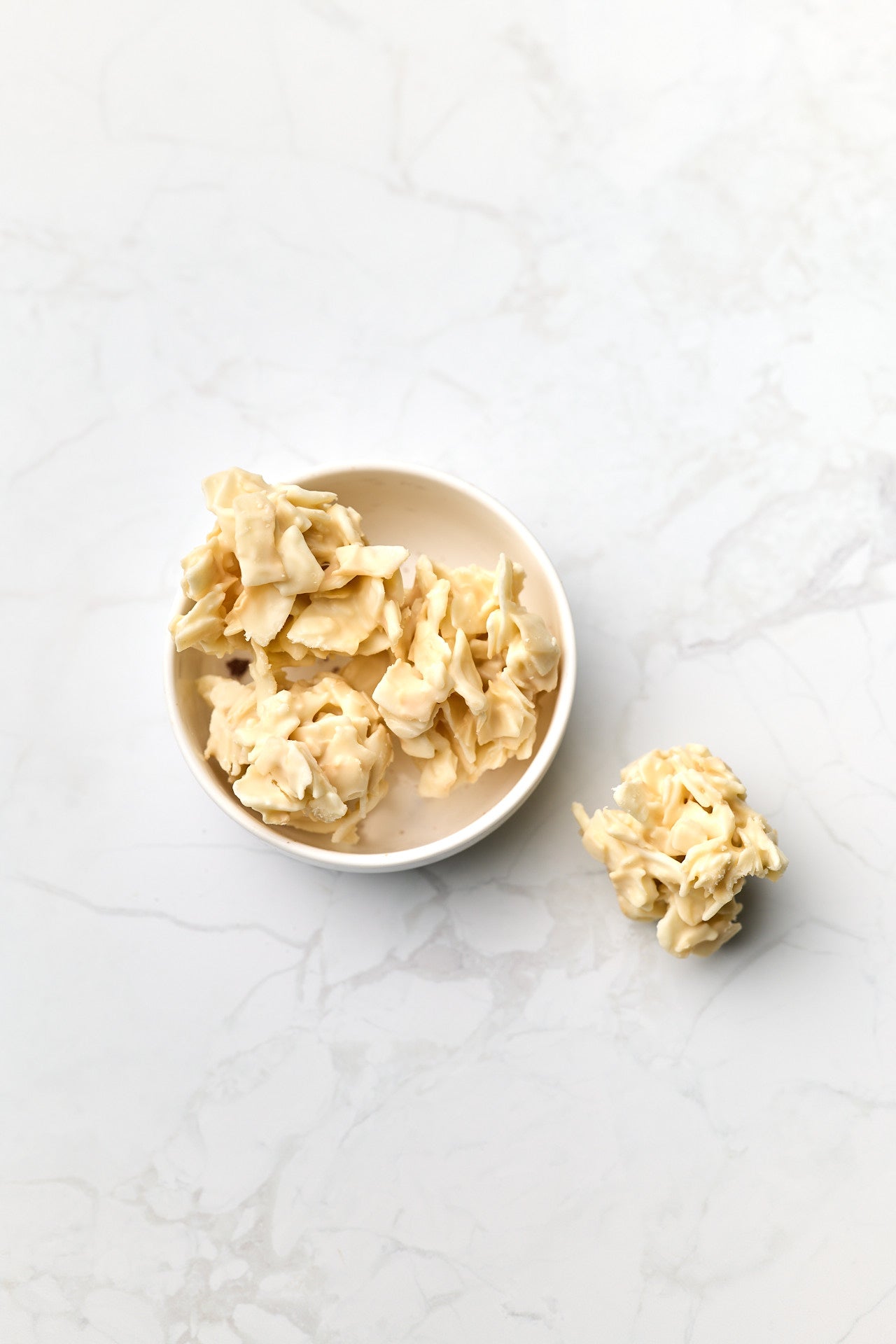 Coconut Clusters | French White Chocolate | 31% cocoa butter | Yuzu  | 100g