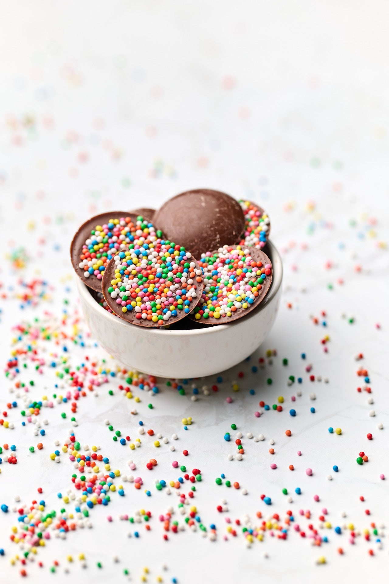 Tube | Daily Dose | Sprinkles | Milk Chocolate | 42% cacao | 200g