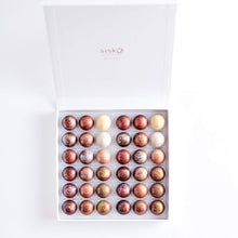 Load image into Gallery viewer, luxury chocolate gift box 